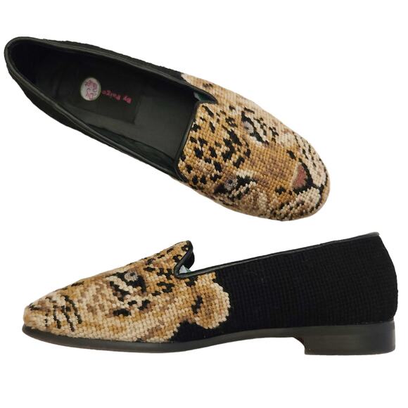 By Paige Shoes - BY PAIGE Big Cat lioness needlepoint classic flats loafers smoking shoes Sz 7.5